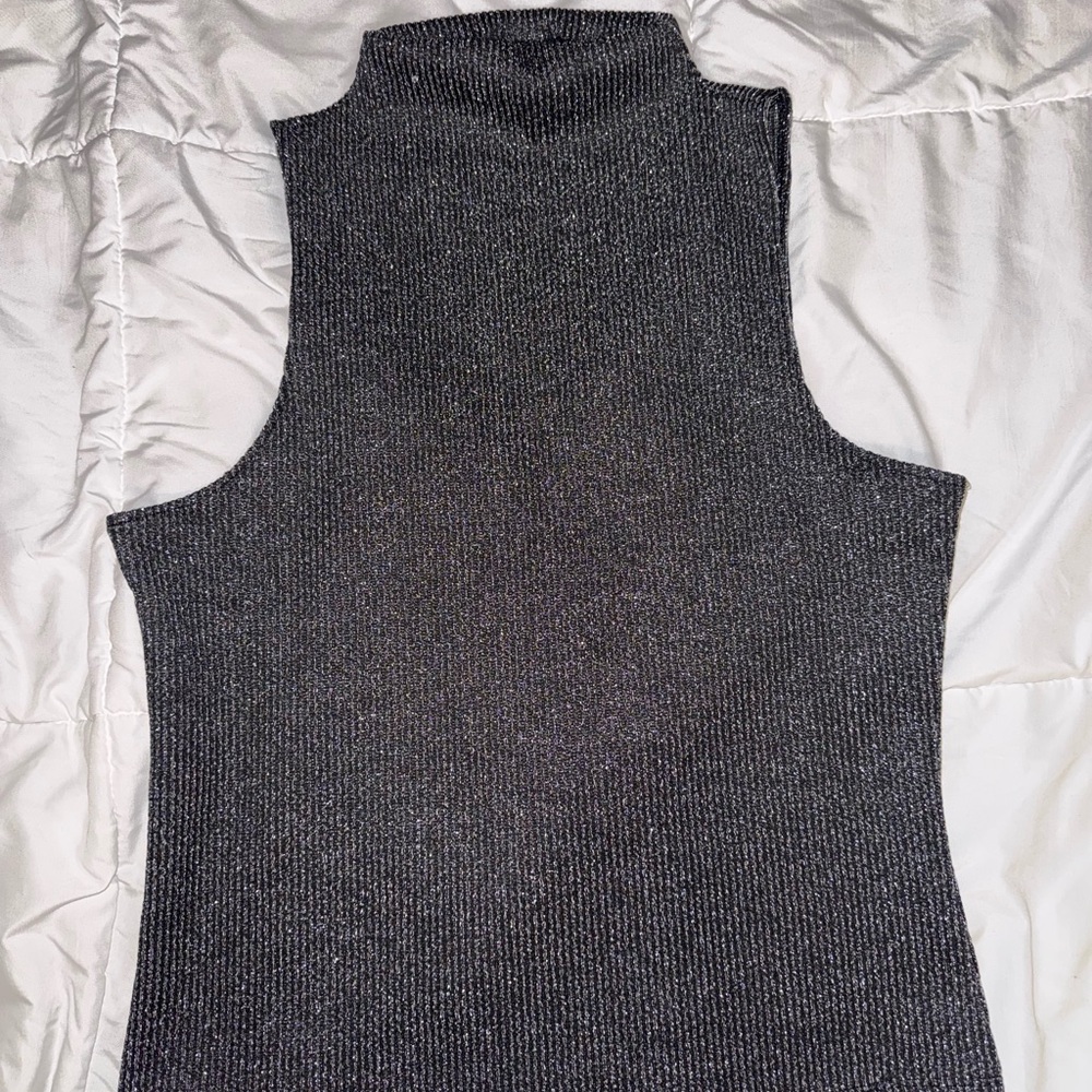 H&M Black Muscle Tee
